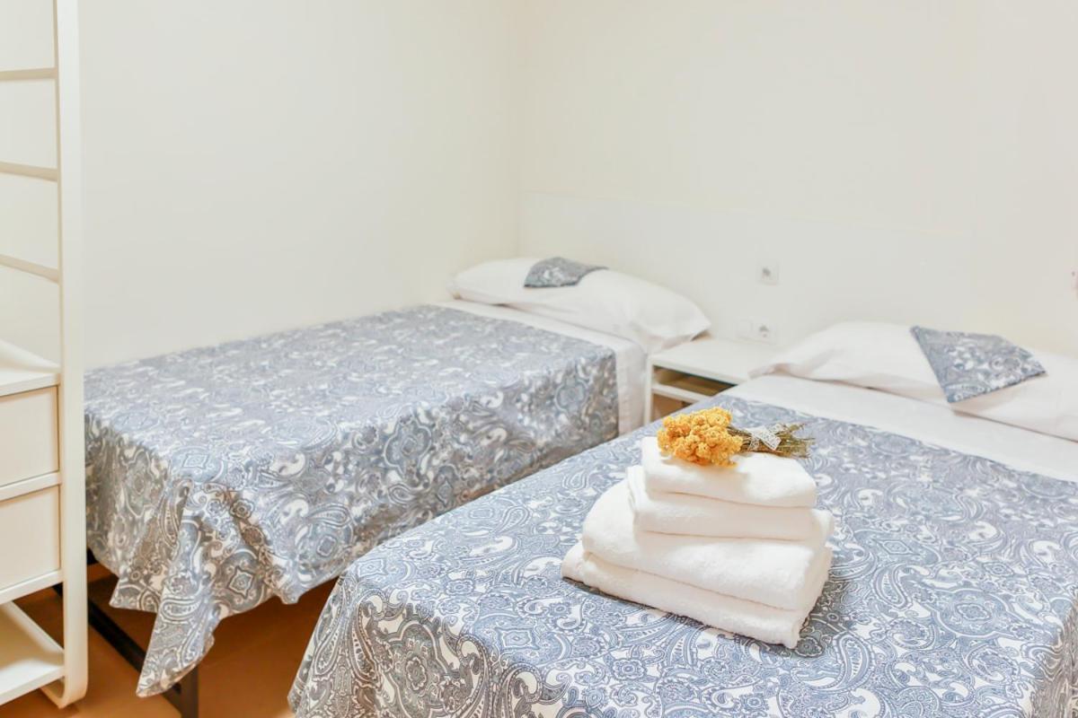 Apartaments Les Palmeres โกมาร์รูกา ภายนอก รูปภาพ