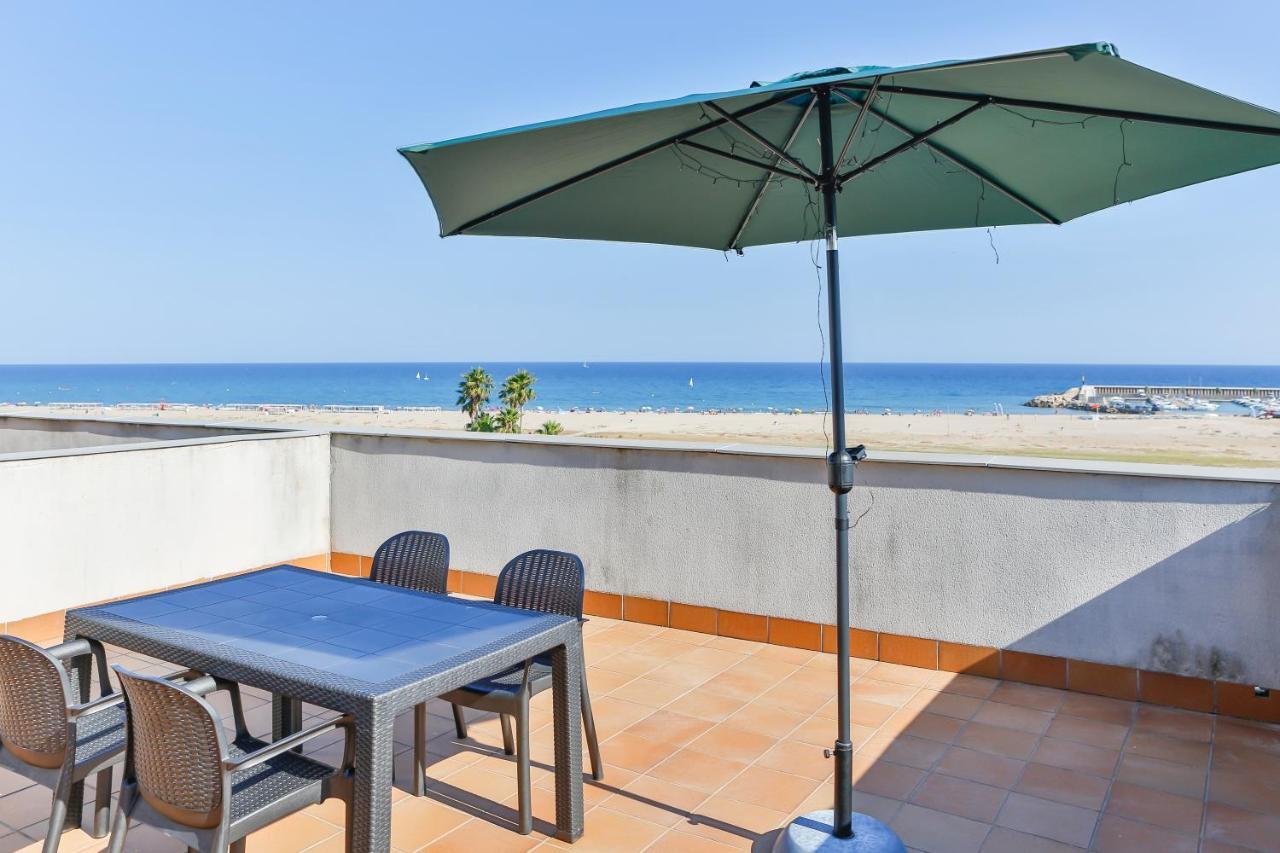 Apartaments Les Palmeres โกมาร์รูกา ภายนอก รูปภาพ