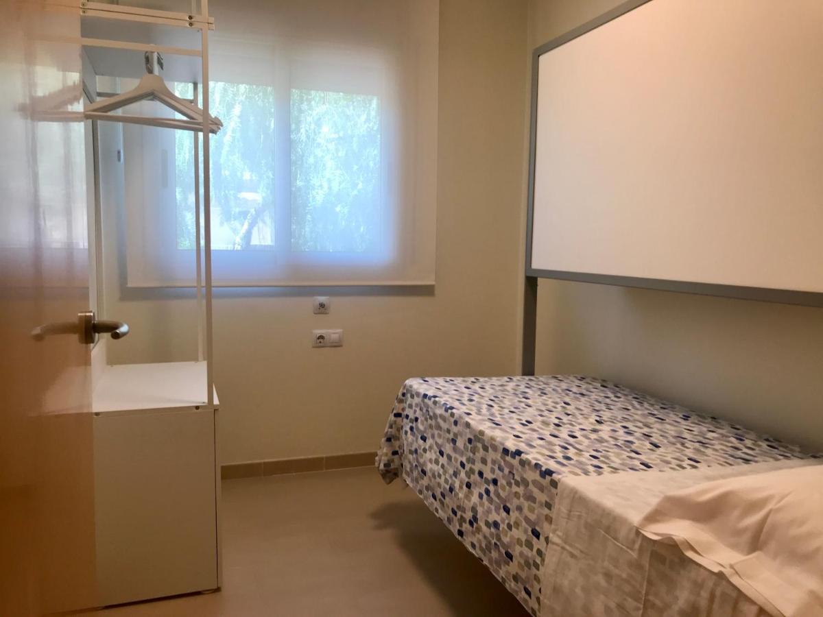 Apartaments Les Palmeres โกมาร์รูกา ภายนอก รูปภาพ