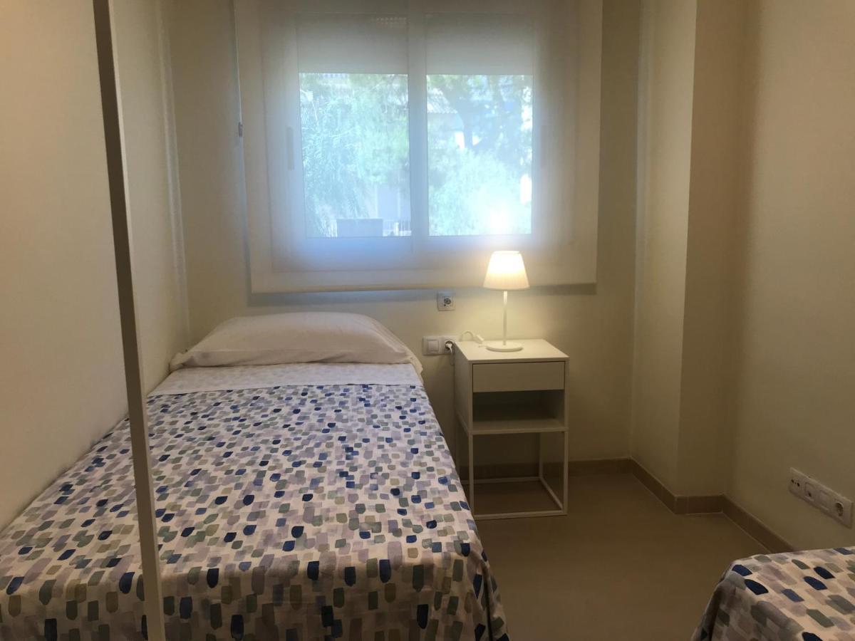Apartaments Les Palmeres โกมาร์รูกา ภายนอก รูปภาพ