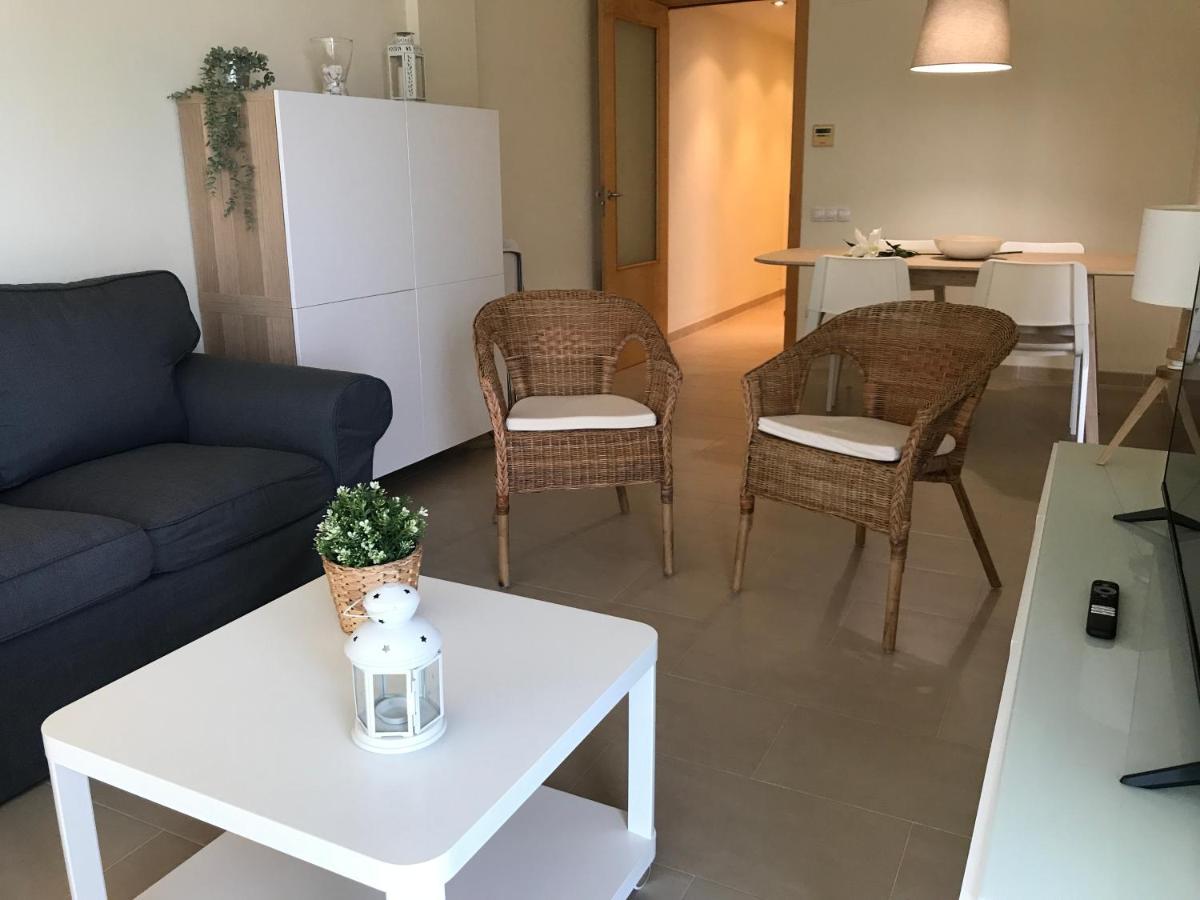 Apartaments Les Palmeres โกมาร์รูกา ภายนอก รูปภาพ